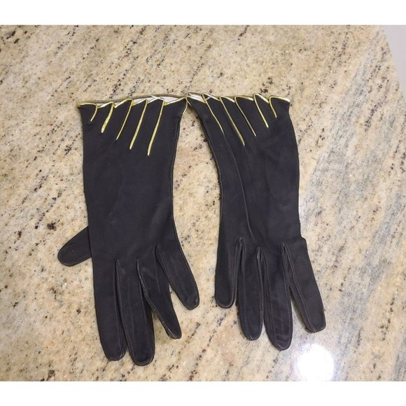 Vintage Capretto Black Thin Suede Gold Thread Wing Wrist sz 6 3/4 Small. Formal - Picture 1 of 12